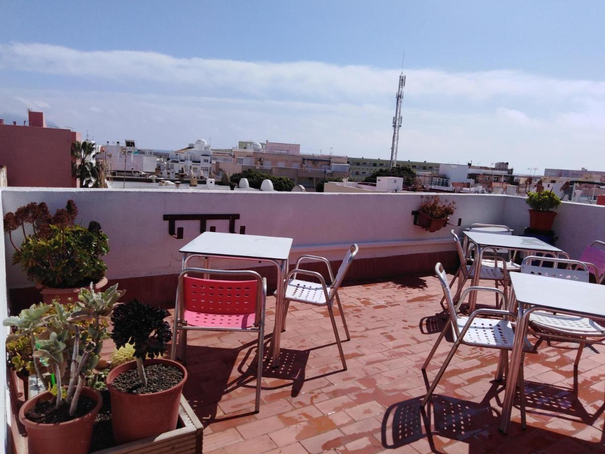 Paupet Hotel Алмерия Екстериор снимка