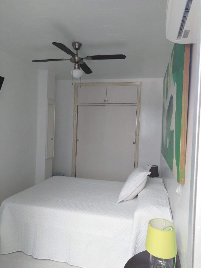 Paupet Hotel Алмерия Екстериор снимка